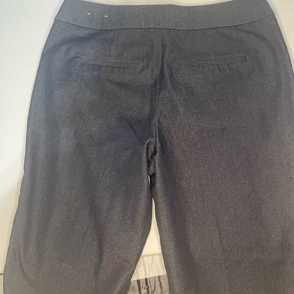 Chicos Travelers Charcoal Gray Blue Cropped Pants Womens Size 00 XS Stretch - Picture 4 of 5